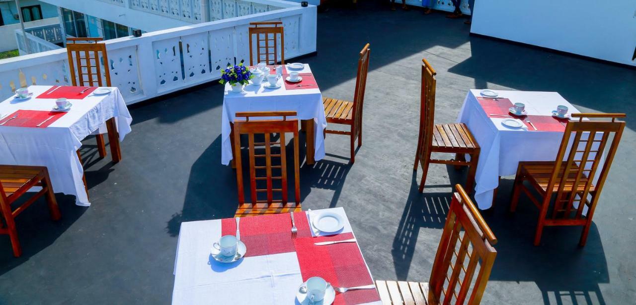Hikka Ocean Resort Хиккадува Экстерьер фото